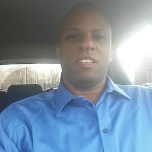 Meet your Posher, Derrick